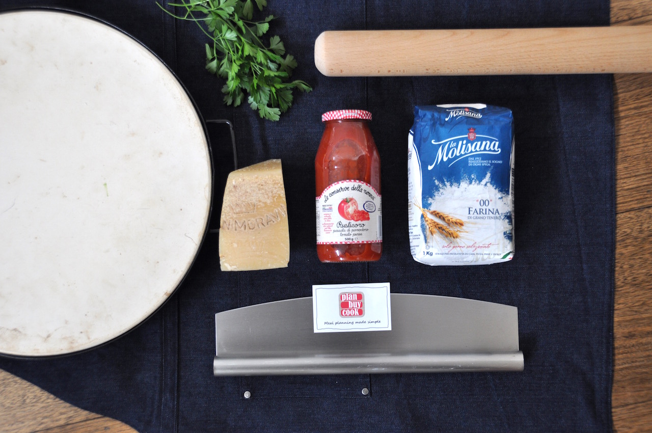 Christmas present ideas for pizza lovers